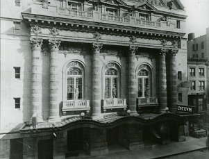 Exterior of the Lyceum, circa 1920.jpg