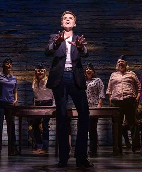 Jenn Colella Returns to COME FROM AWAY